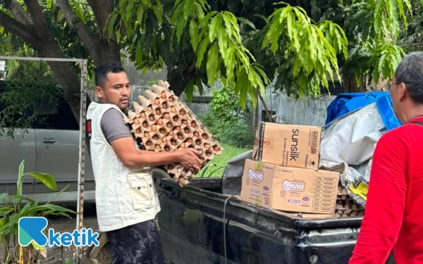 Thumbnail Berita - Kondisi Aceh Tamiang Prihatin Usai Banjir, Jamaluddin Idham dan PDI-P Kerahkan Truk Logistik