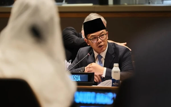 Thumbnail Berita - Greenland Sempat Memanas Karena Ambisi AS, Menlu Sugiono: Indonesia Pilih Netral dan Damai
