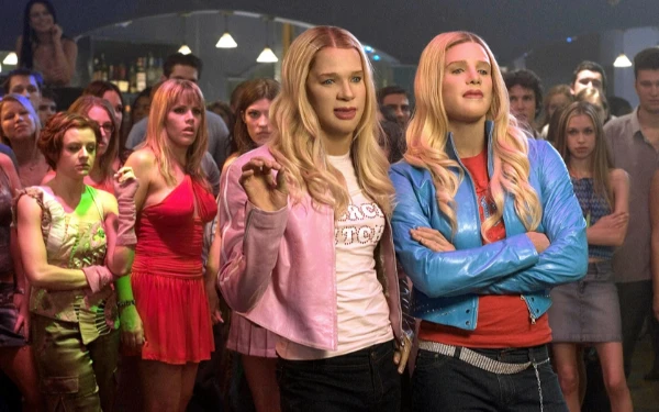 Thumbnail Berita - Tonton White Chicks! Film Lawas yang Siap Nemenin Weekendmu