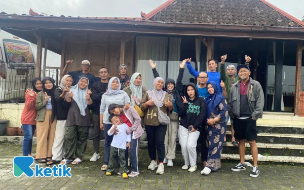 Komunitas Sejoli dan Ketik.com Kuatkan Semangat Relawan Kemanusiaan di Lereng Gunung Sumbing