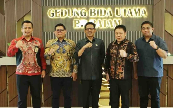 Ketua DPRD Batam Terima Kunjungan ADEKSI, Batam Ditunjuk Jadi Tuan Rumah Rakernas 2026