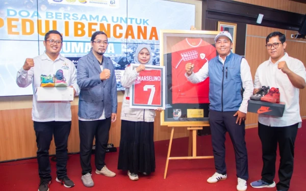 Bantu Korban Bencana Sumatera, Unesa Lelang Jersey Marselino Ferdinan hingga Shin Tae-yong