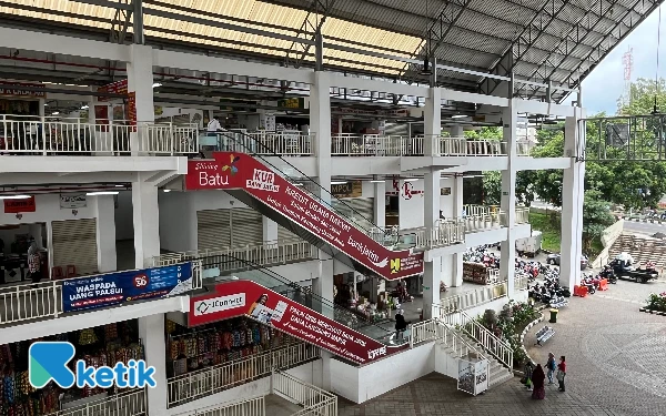 Thumbnail Pasar Induk Among Tani Kota Batu Siap Jadi Pasar Wisata: Infrastruktur Diperkuat, SDM Pedagang Dibenahi