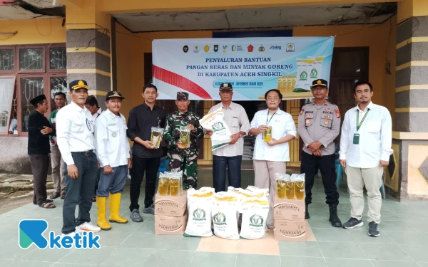 Thumbnail Gerak Cepat! Bapanas-Bulog Kirim Bantuan Masa Panik ke 16 Desa di Kecamatan Singkil