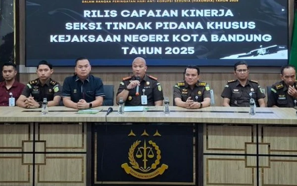 Kejari Tetapkan Wakil Wali Kota Bandung dan Anggota Dewan Jadi Tersangka!