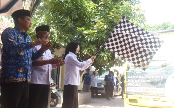 Kota Kediri Kirim 7 Truk Bantuan Logistik untuk Korban Bencana Aceh dan Sumatera