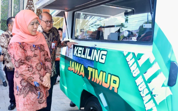Khofifah Resmikan Gedung Bersama Samsat Bangkalan, Optimis Jadi Penguat Layanan Publik dan Sistem Digitalisasi