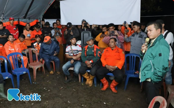 Thumbnail Sudah 7 Hari, Pencarian 3 Jasad Korban Longsor Kabupaten Bandung  Resmi Dihentikan