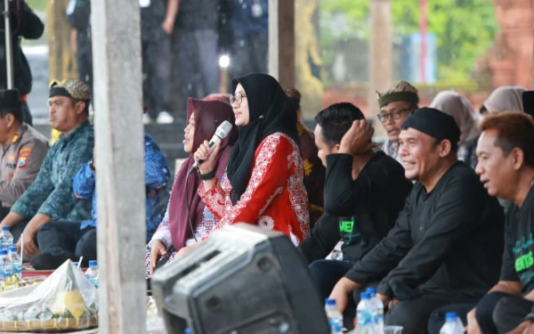 Warga Temurejo Banyuwangi Gelar Kenduri Ingkung Sewu Syukuri Sertifikat TORA