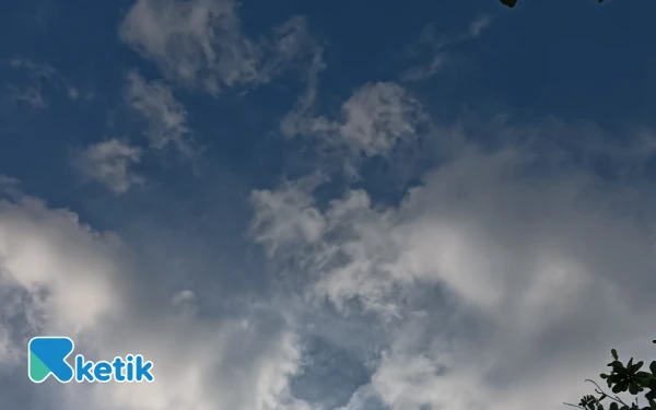 Thumbnail Berita - Kota Surabaya dan Kota Madiun Diprediksi Berawan Hari Ini! Cek Daerahmu Sekarang