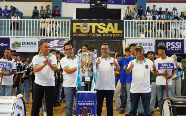 Batu Futsal League 2025 Dimulai, Wali Kota Nurochman Tekankan Sportivitas dan Kejujuran