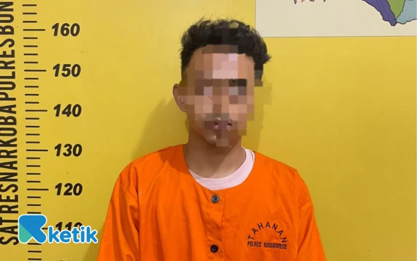 Pil Tanpa Standar Beredar Bebas, Satresnarkoba Bondowoso Ringkus Pemuda 19 Tahun