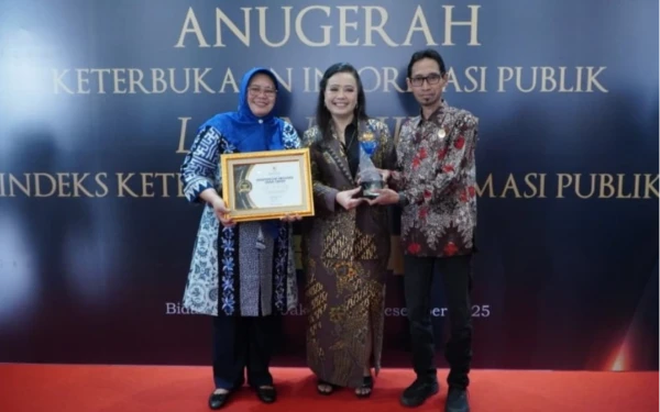 Thumbnail Berita - Jatim Raih Peringkat Kedua Nasional Keterbukaan Informasi Publik 2025