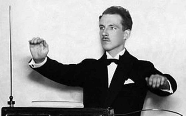 Thumbnail Berita - Bersuara Tanpa Disentuh, Ini Keunikan Alat Musik Theremin!