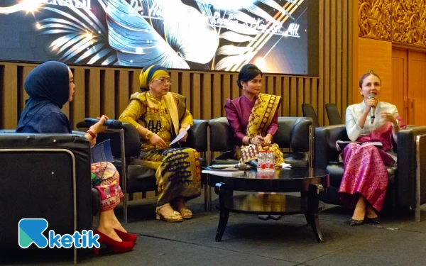 Thumbnail Digagas Dr. Hj. Nurmalah, Buku Ini Jadi Alarm Keras Kekerasan Perempuan-Anak di Sumsel