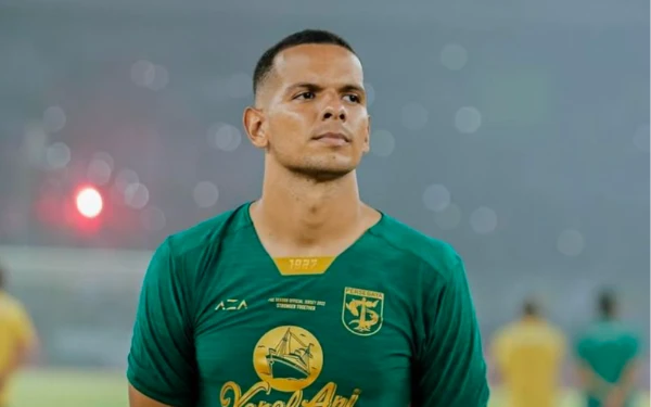 Thumbnail Berita - Hormati Mantan, Leo Lelis Punya Motivasi Berlipat Kalahkan Borneo FC di GBT!