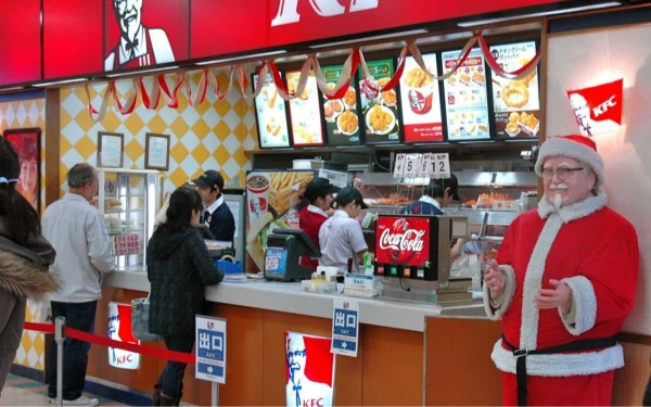 Thumbnail Berita - KFC di Jepang Jadi Menu Wajib saat Natal, Kok Bisa? Ternyata Ini Sejarahnya!