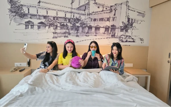 Thumbnail Berita - Promo Besar-besaran di Akhir Tahun, Palm Park Hotel & Convention Surabaya Hadirkan Paket Stay & Shop