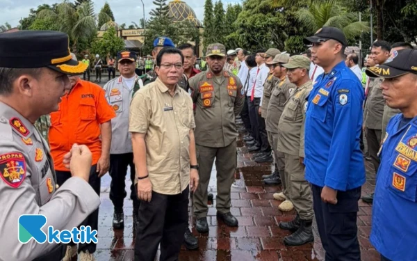 Pj Sekda Lebak Hadiri Apel Gelar Pasukan Operasi Lilin Maung 2025 di Mapolres Lebak