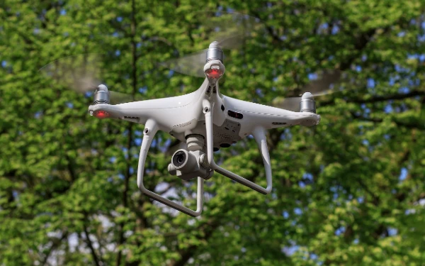 Thumbnail Berita - AS Larang Penjualan Produk DJI dari Drone hingga Kamera Aksi Mulai 23 Desember