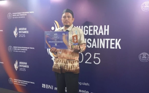 Thumbnail Berita - Tembus Peringkat 152 Nasional, UNUJA Sabet Silver Winner Anugerah Diktisaintek 2025