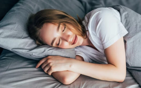 Thumbnail Berita - Libur Panjang Malah Kebanyakan Bobok? Ini Dampak Tidur Siang Berlebihan