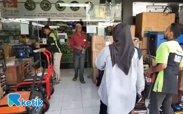 Thumbnail Berita - Bantuan Genset dari PDI Perjuangan Jadi Cahaya di Tengah Gelap Pascabanjir Aceh