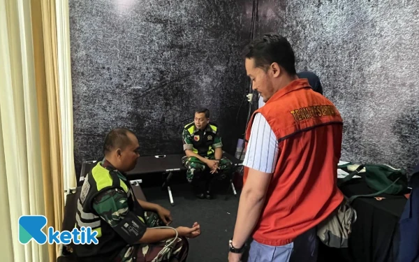 Thumbnail Berita - Dinkes Kota Malang Siagakan Layanan Kesehatan Gratis di Posyan Ijen, Ada Pijat Refleksi