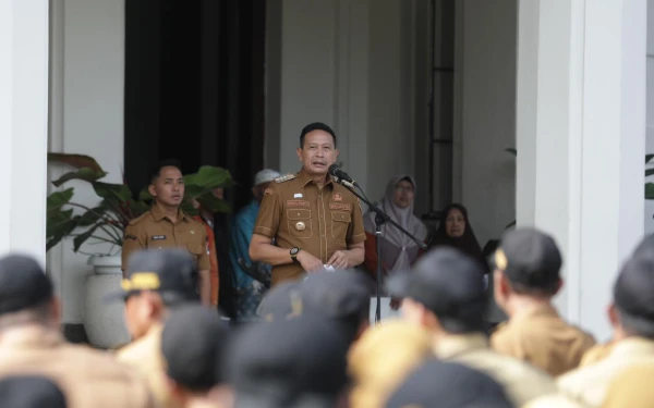 Thumbnail Berita - Wali Kota Malang Tiadakan Pesta Tahun Baru demi Empati Korban Bencana Sumatera