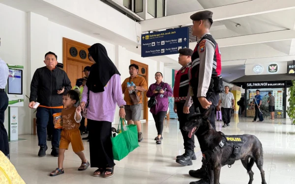 KAI Daop 8 Surabaya Siagakan K9 dan Perkuat Pengamanan Selama Angkutan Nataru