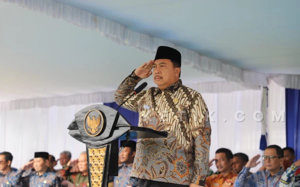Thumbnail Berita - Banjir Prestasi dan Disiplin ASN Meningkat, Bupati Warsubi: Fokus Utama Tetap Kepuasan Masyarakat Jombang