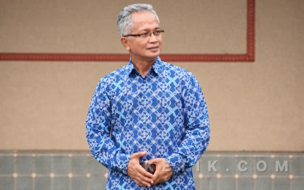 Thumbnail Berita - Dipercaya Nahkodai Bakesbangpol Pemalang, Ini Jejak Karier Joko Ngatmo