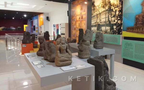 Koleksi Museum Mpu Purwa Pikat Wisatawan Luar Kota Malang
