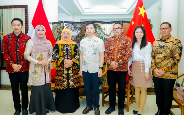 Thumbnail Berita - Gubernur Khofifah dan Konjen RRT Kuatkan Kerja Sama Peningkatan SDM dan Perdagangan