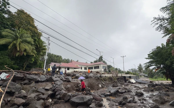 Thumbnail Berita - Banjir Bandang di Sitaro Sulut Tewaskan 16 Orang, Status Darurat Ditetapkan