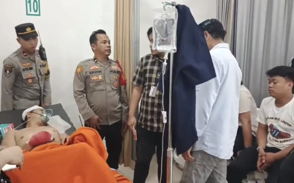 Bentrokan Ormas di PS Mall Palembang Dipicu Sengketa Parkir, Satu Orang Alami Luka Bacok