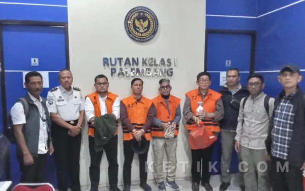 Empat Tersangka Korupsi Pokir DPRD OKU Digiring ke Rutan Pakjo, KPK Siap Buka Fakta di Meja Hijau