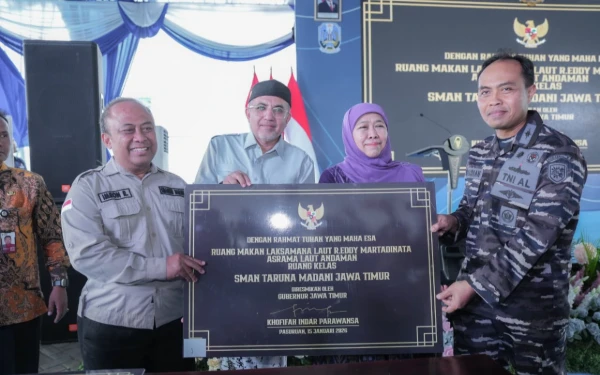 Thumbnail Berita - Gubernur Khofifah Resmikan Fasilitas Penunjang SMAN Taruna Madani dan Rehabilitasi, Revitalisasi 22 SMA/SMK/SLB