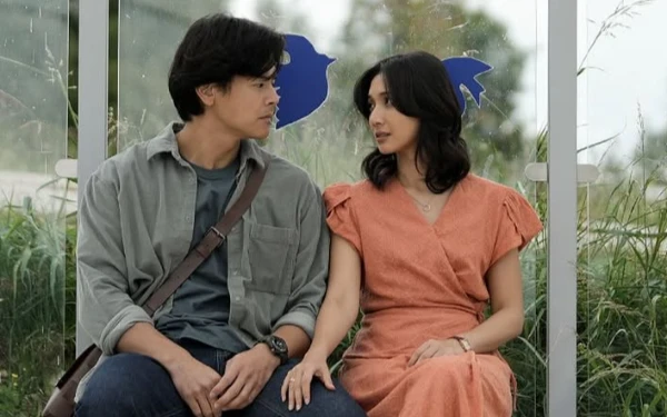 Penuh Emosi dan Kesempatan Kedua, Ini 5 Film dan Serial Romansa Time Travel di Netflix