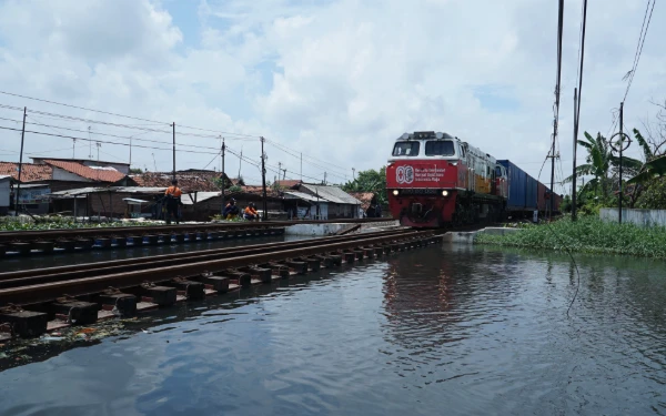 KAI Daop 7 Madiun Batalkan Perjalanan KA Gajayana Tambahan Akibat Dampak Banjir