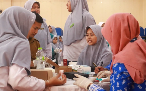 Thumbnail Hari Gizi Nasional di Nurul Jadid, Santriwati Diajak Berdialog dengan Kesehatan Diri