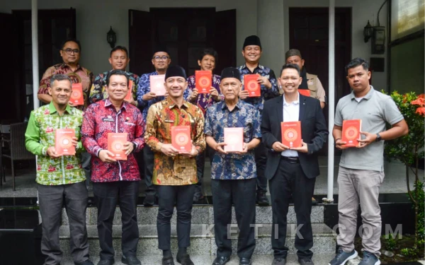 Bupati Lebak Terima Bantuan 1.000 Mushaf Al-Qur’an, Dorong Pemberantasan Buta Aksara Mengaji