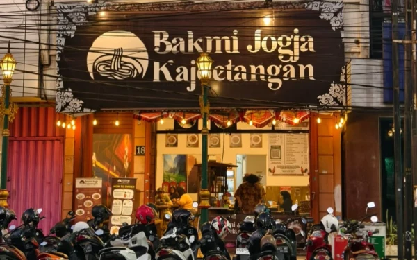 Bakmie Jogja Kajoetangan, Kuliner Ikonik Tak Pernah Sepi di Kayutangan Heritage Kota Malang
