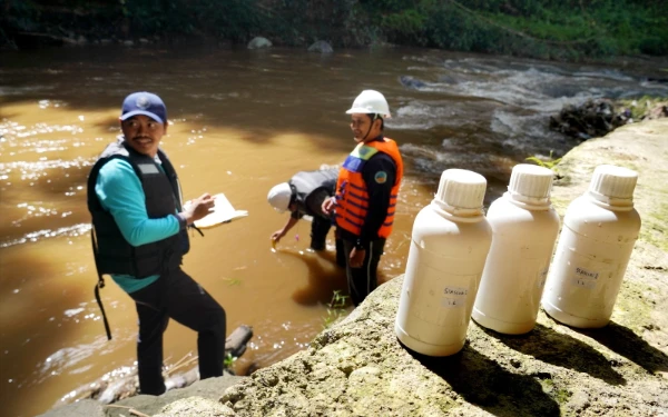Darurat Lingkungan! DAS Brantas Terkepung Polutan Mikroplastik