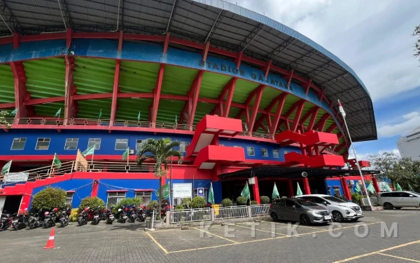 Momen Bersejarah: 100 Ribu Jamaah Mujahadah Kubro 1 Abad NU Bergelora di Stadion Gajayana yang Juga Berusia 100 Tahun
