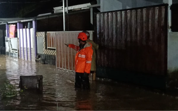 Banjir di Kawasan Kota Jember, Puluhan KK Warga Villa Indah Tegal Besar Mengungsi