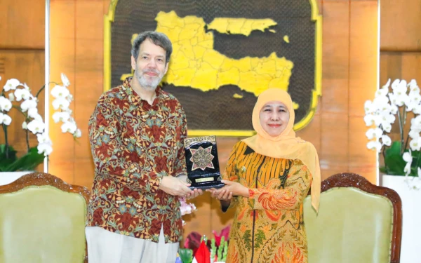 Gubernur Jawa Timur Sambut Kunjungan Dubes Swedia, Kerja Sama Transportasi dan Pendidikan Jadi Fokus Utama