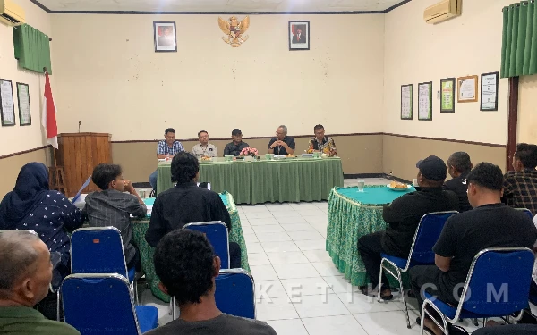 Thumbnail Berita - Revolutionary Law Firm: Kesepakatan di Perhutani Blitar Wajib Jalan