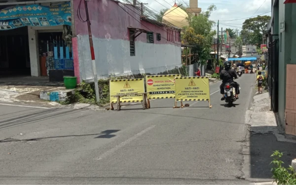 Jembatan Bailey Sonokembang Kota Malang Ditutup Total, Masih Banyak Pengendara Motor Putar Balik