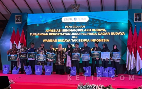 Gubernur Khofifah Lipat Gandakan Apresiasi untuk Seniman dan Juru Pelihara Cagar Budaya